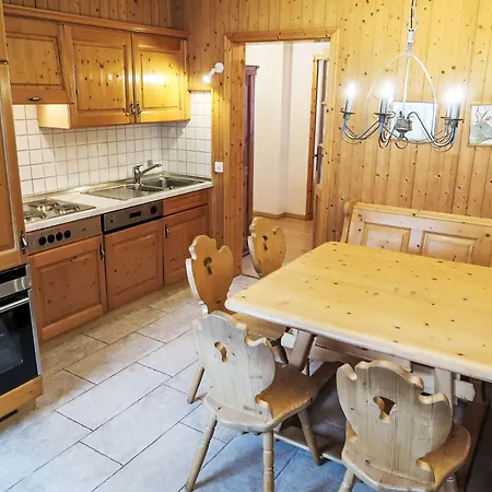 B 098 By Interhome Lägenhet Disentis